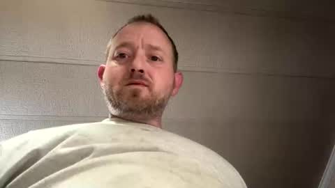 Snapshot of smokeymt420 chatting on January 12, 12:21 pm smokeymt420 online show from January 12, 12:21 pm