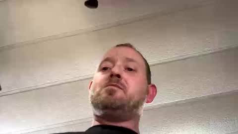 Snapshot of smokeymt420 chatting on January 13, 3:12 am smokeymt420 online show from January 13, 3:12 am