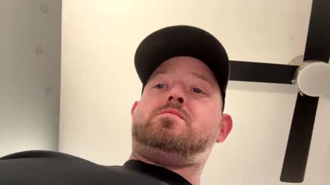 Snapshot of smokeymt420 chatting on February 8, 7:17 pm smokeymt420 online show from February 8, 7:17 pm