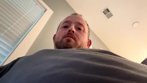 Snapshot of smokeymt420 chatting on February 20, 1:00 pm smokeymt420 online show from February 20, 1:00 pm