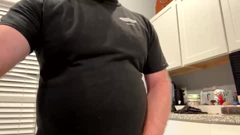 Snapshot of smokeymt420 chatting on April 1, 8:26 am smokeymt420 online show from April 1, 8:26 am