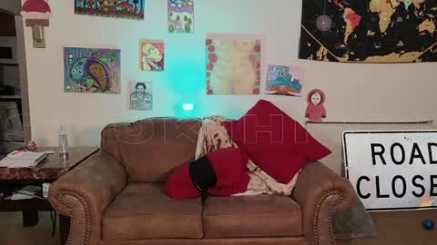 Snapshot of smokihippi chatting on May 11, 2:28 am Big Dawg online show from May 11, 2:28 am