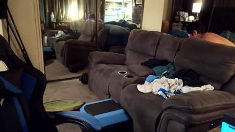 Snapshot of smoothjocknubie chatting on November 1, 12:45 am Myke Jackin online show from November 1, 12:45 am