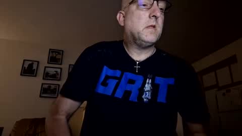 Snapshot of sms172 chatting on January 20, 11:21 pm sms172 online show from January 20, 11:21 pm