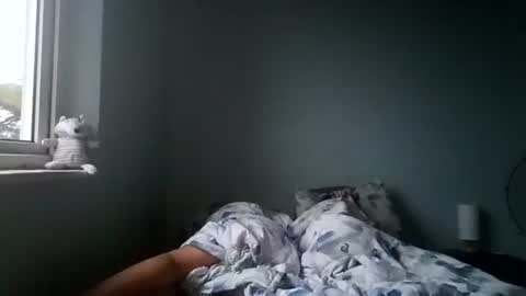 Sneakylildevils online show from February 24, 3:37 am