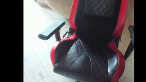 Snapshot of snip1977 chatting on September 16, 12:28 pm snip1977 online show from September 16, 12:28 pm