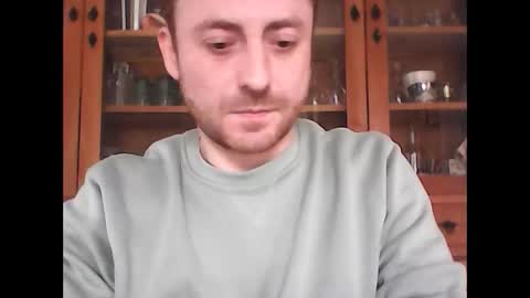 snoecks1 online show from February 16, 2:46 pm