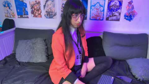 Snapshot of snowblack_ chatting on June 6, 4:55 pm Snow and Bubble online show from June 6, 4:55 pm