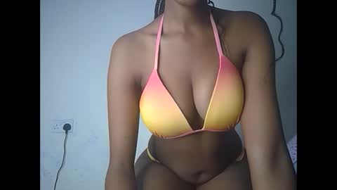 Snapshot of snowfox254 chatting on October 5, 8:40 pm snowfox254 online show from October 5, 8:40 pm