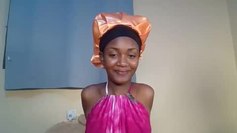 Snapshot of snowie_eyes chatting on February 17, 9:10 pm Snowie eyes online show from February 17, 9:10 pm