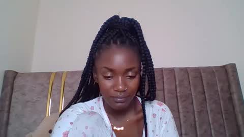 Snapshot of snowie_eyes chatting on March 10, 10:48 pm Snowie eyes online show from March 10, 10:48 pm