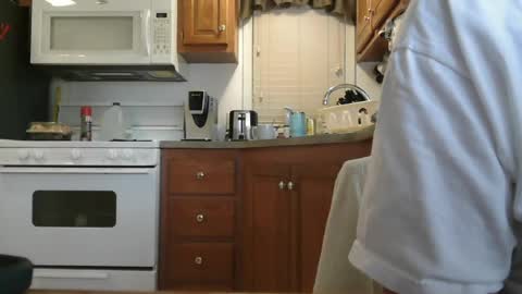 Snapshot of snowrider88 chatting on June 26, 6:12 pm Liz and Denny when both are here online show from June 26, 6:12 pm