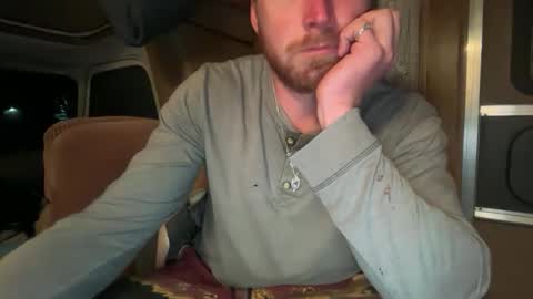 snowtrooper888 online show from May 2, 3:00 am