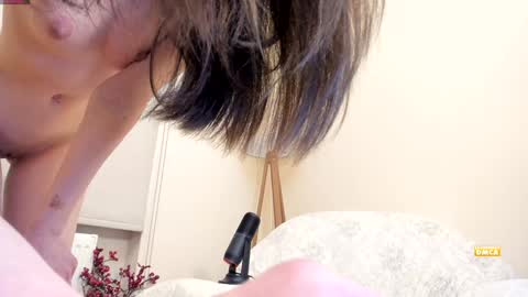 Snapshot of snowww_white chatting on January 2, 1:19 pm Ann online show from January 2, 1:19 pm