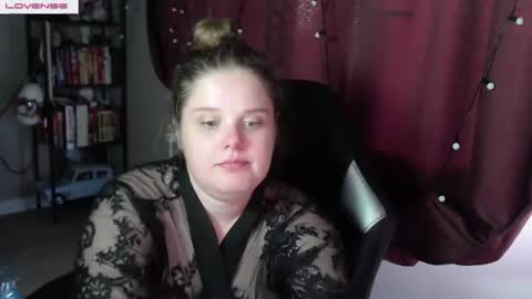 Snapshot of so_cute777 chatting on June 22, 11:29 am so cute777 online show from June 22, 11:29 am