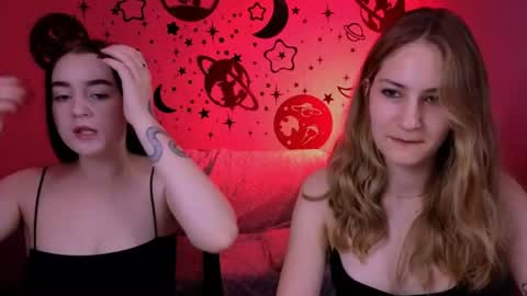 Snapshot of so_hot_rosalie chatting on June 27, 7:08 pm so_hot_rosalie online show from June 27, 7:08 pm