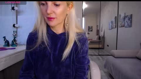Monna online show from October 2, 12:34 pm
