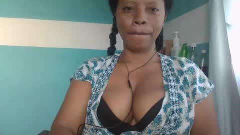 Snapshot of soayh89 chatting on July 2, 4:18 am soayh89 online show from July 2, 4:18 am