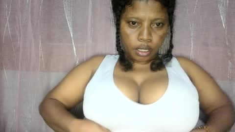 Snapshot of soayh89 chatting on July 9, 6:56 pm soayh89 online show from July 9, 6:56 pm