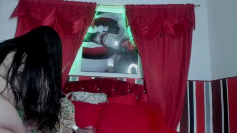 Snapshot of sobigcurvy44 chatting on March 8, 7:20 pm leidy online show from March 8, 7:20 pm