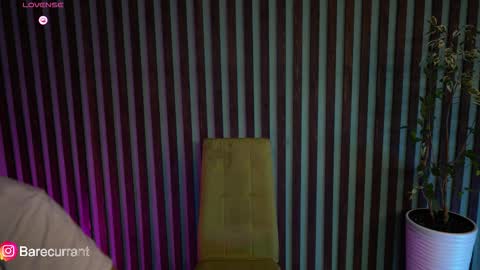 Snapshot of sochnogirls chatting on October 27, 8:46 pm Yesenia online show from October 27, 8:46 pm