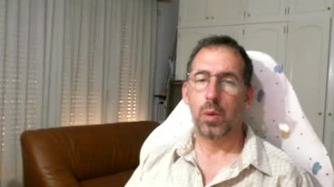 Snapshot of soclangeldelaguarda chatting on July 11, 9:45 am Angel de la Guarda online show from July 11, 9:45 am