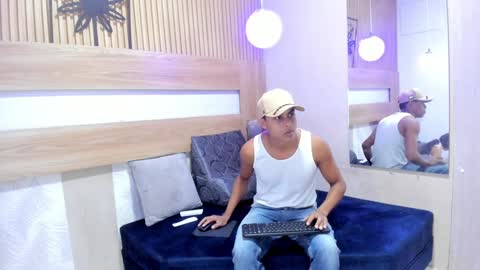 Snapshot of soffia_bless chatting on January 13, 1:17 pm Soffia bless online show from January 13, 1:17 pm