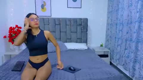 SOFFI AND CHISTOPHER online show from February 13, 12:01 pm