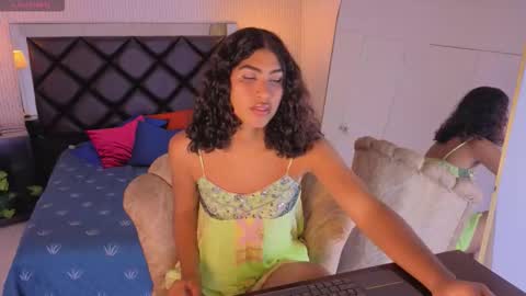 yoki online show from February 21, 9:38 pm