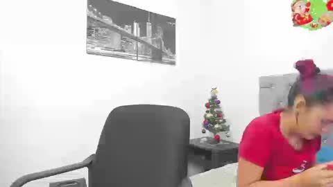 SOFI AND SANTY online show from January 6, 12:58 am