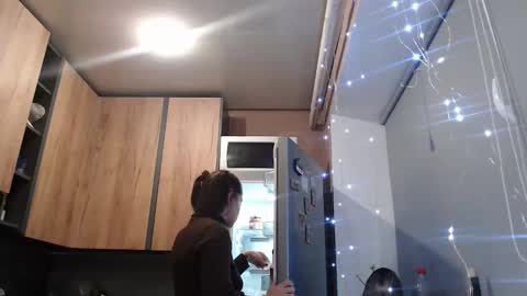 Sofi online show from November 23, 6:08 pm