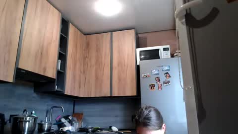 Sofi online show from July 24, 1:42 pm