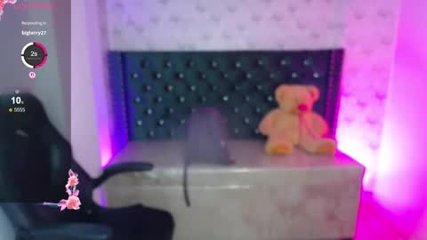 Sofi online show from December 19, 2:02 pm