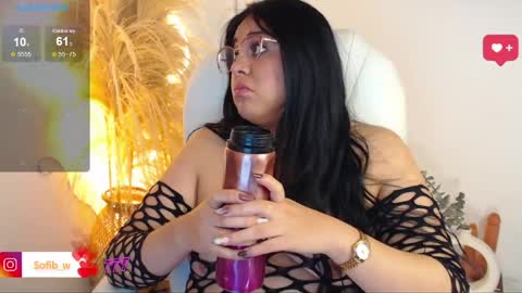 Snapshot of sofi_lennox chatting on June 10, 12:48 pm Sofi online show from June 10, 12:48 pm