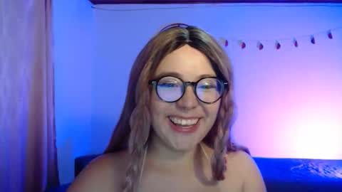 Snapshot of sofi_lynch chatting on November 5, 5:18 am Sofi Lynch online show from November 5, 5:18 am