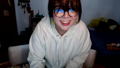 Snapshot of sofi_lynch chatting on June 9, 4:57 am Sofi Lynch online show from June 9, 4:57 am