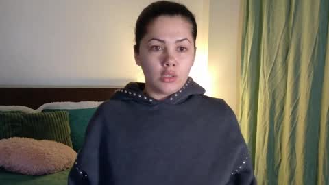 Snapshot of sofi_moon26 chatting on April 7, 8:42 pm sofi moon26 online show from April 7, 8:42 pm