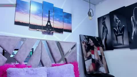 Sofi Noa online show from February 10, 11:25 am