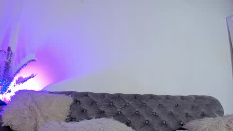 Sofia Vasquez online show from December 15, 3:56 am