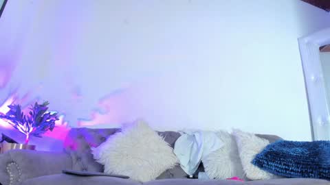 Sofia Vasquez online show from January 29, 1:37 am