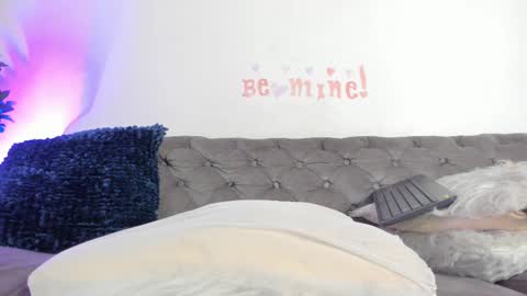 Sofia Vasquez online show from February 19, 2:12 am