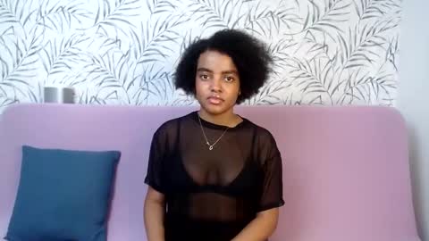 Snapshot of sofi_z chatting on December 20, 8:12 pm Sofi online show from December 20, 8:12 pm