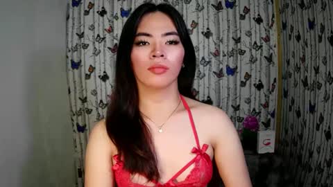 Snapshot of sofia_ava24 chatting on December 5, 8:44 am Chady online show from December 5, 8:44 am
