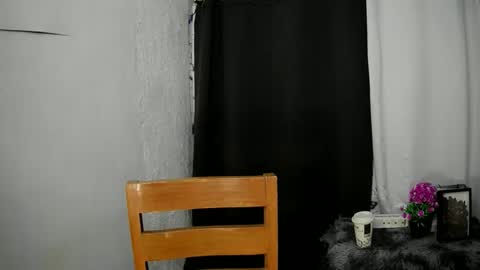 Snapshot of sofia_ava24 chatting on November 7, 5:40 am Chady online show from November 7, 5:40 am