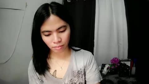 Snapshot of sofia_ava24 chatting on December 4, 7:06 am Chady online show from December 4, 7:06 am