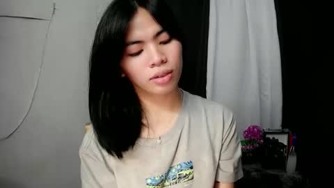 Snapshot of sofia_ava24 chatting on December 5, 4:10 am Chady online show from December 5, 4:10 am