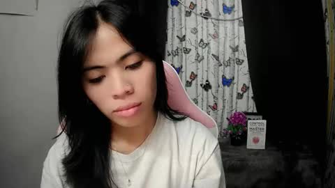 Snapshot of sofia_ava24 chatting on May 25, 12:22 pm Chady online show from May 25, 12:22 pm