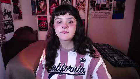 Snapshot of sofia_coolle chatting on July 19, 1:37 pm Sofi online show from July 19, 1:37 pm