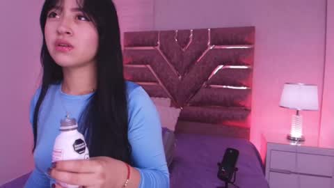 Snapshot of sofia_gomes_ chatting on May 16, 11:53 am sofia gomes online show from May 16, 11:53 am