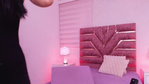 Snapshot of sofia_gomes_ chatting on May 30, 11:51 am sofia gomes online show from May 30, 11:51 am